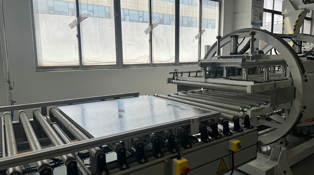 什么是压合钢板？